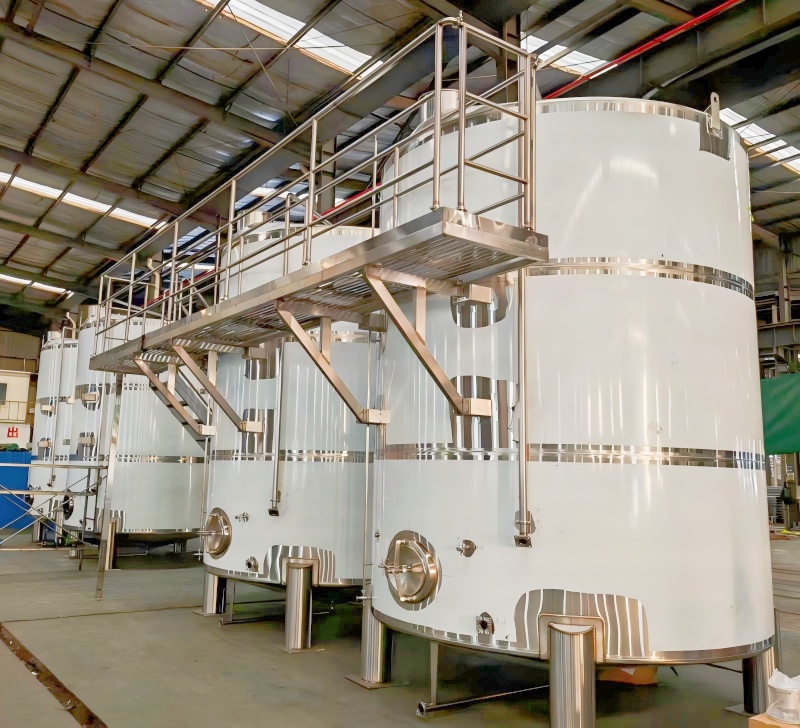 Fruit Juice Tank